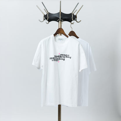 Free Climbing is DEAD T-Shirt　※6/7までBelay Service対象商品